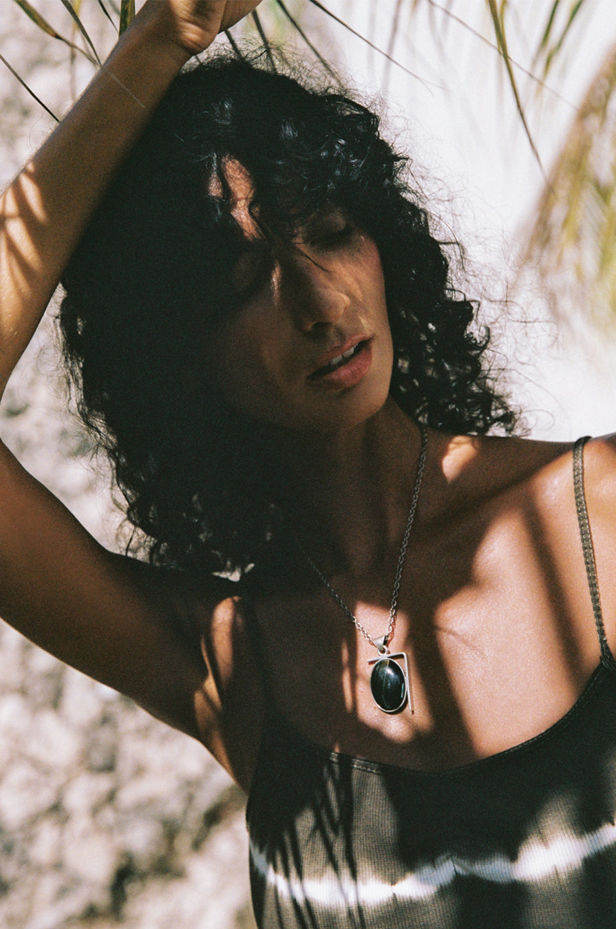 SOLARIS VINTAGE NECKLACE