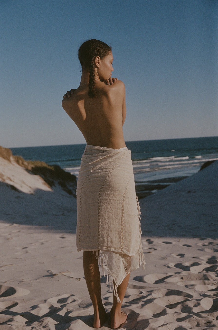 EVOLVE HANDWOVEN SARONG