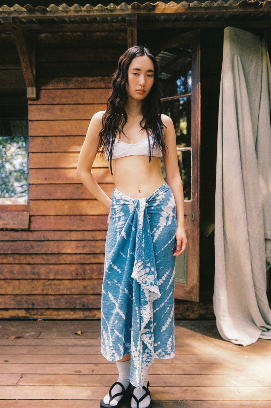 COMPOSURE HAND WOVEN SARONG