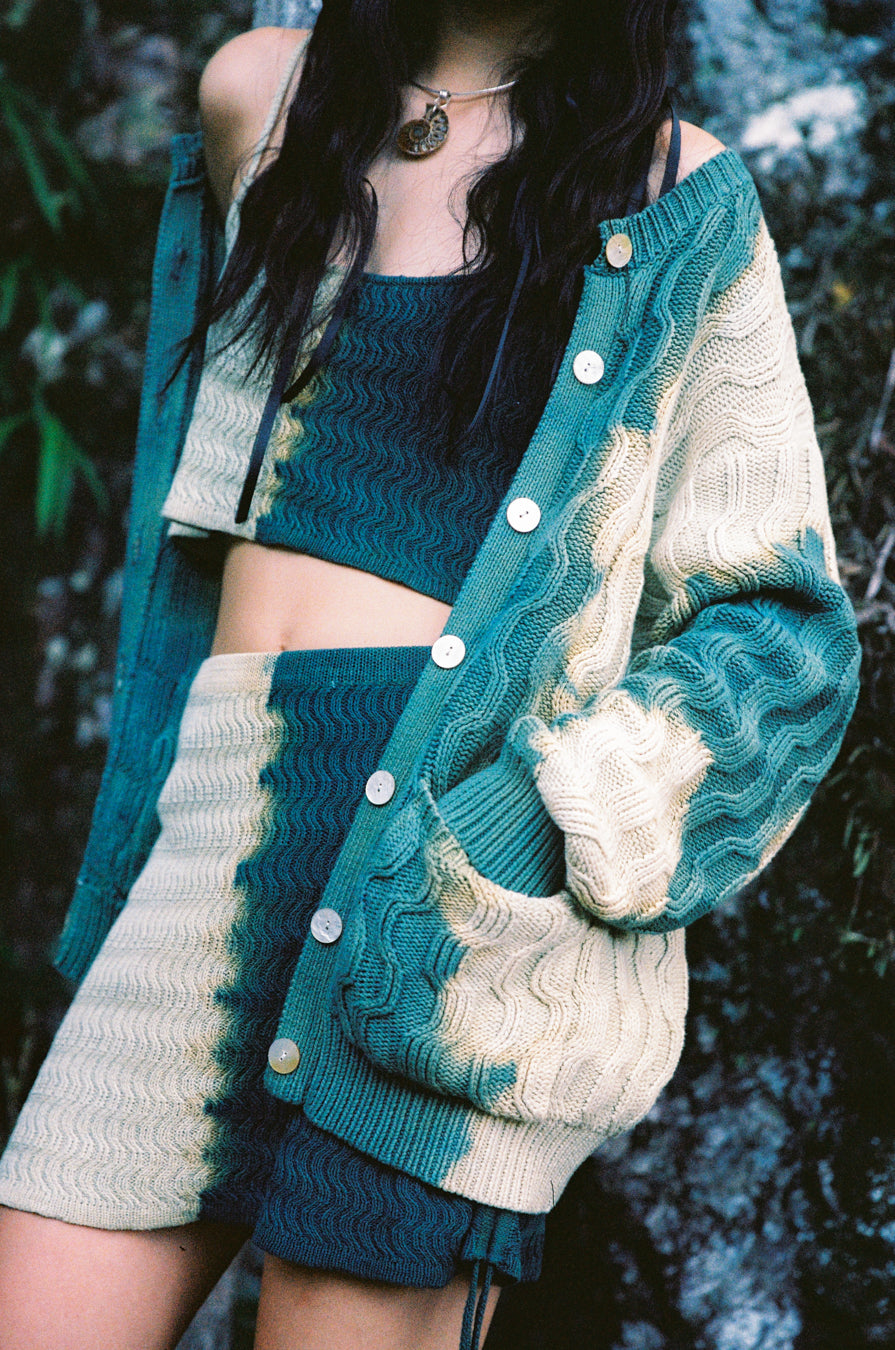 SURRENDER OVERSIZED CARDIGAN