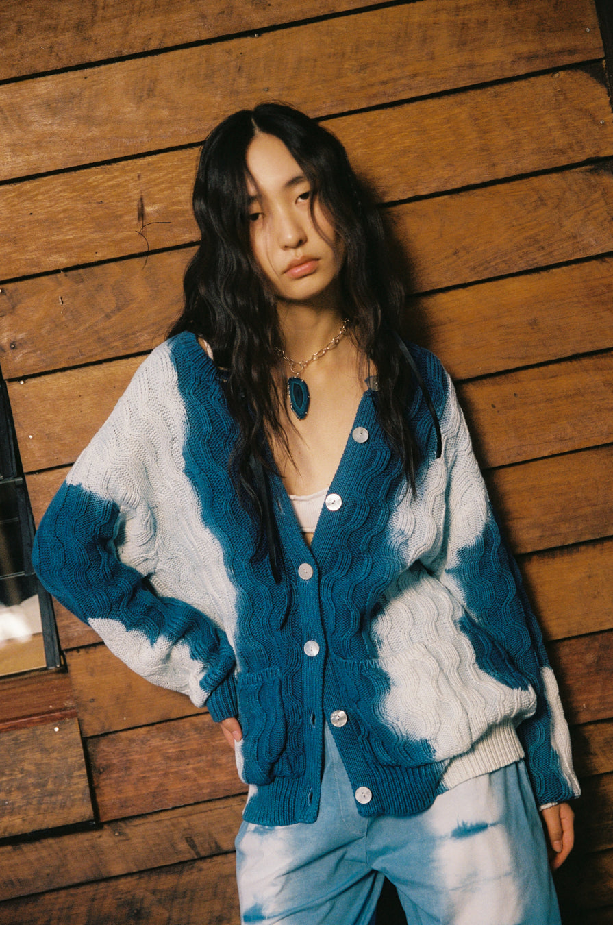 SURRENDER OVERSIZED CARDIGAN