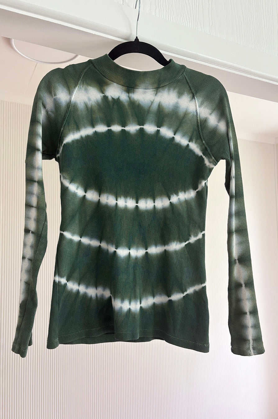 ONENESS LONG SLEEVE TOP