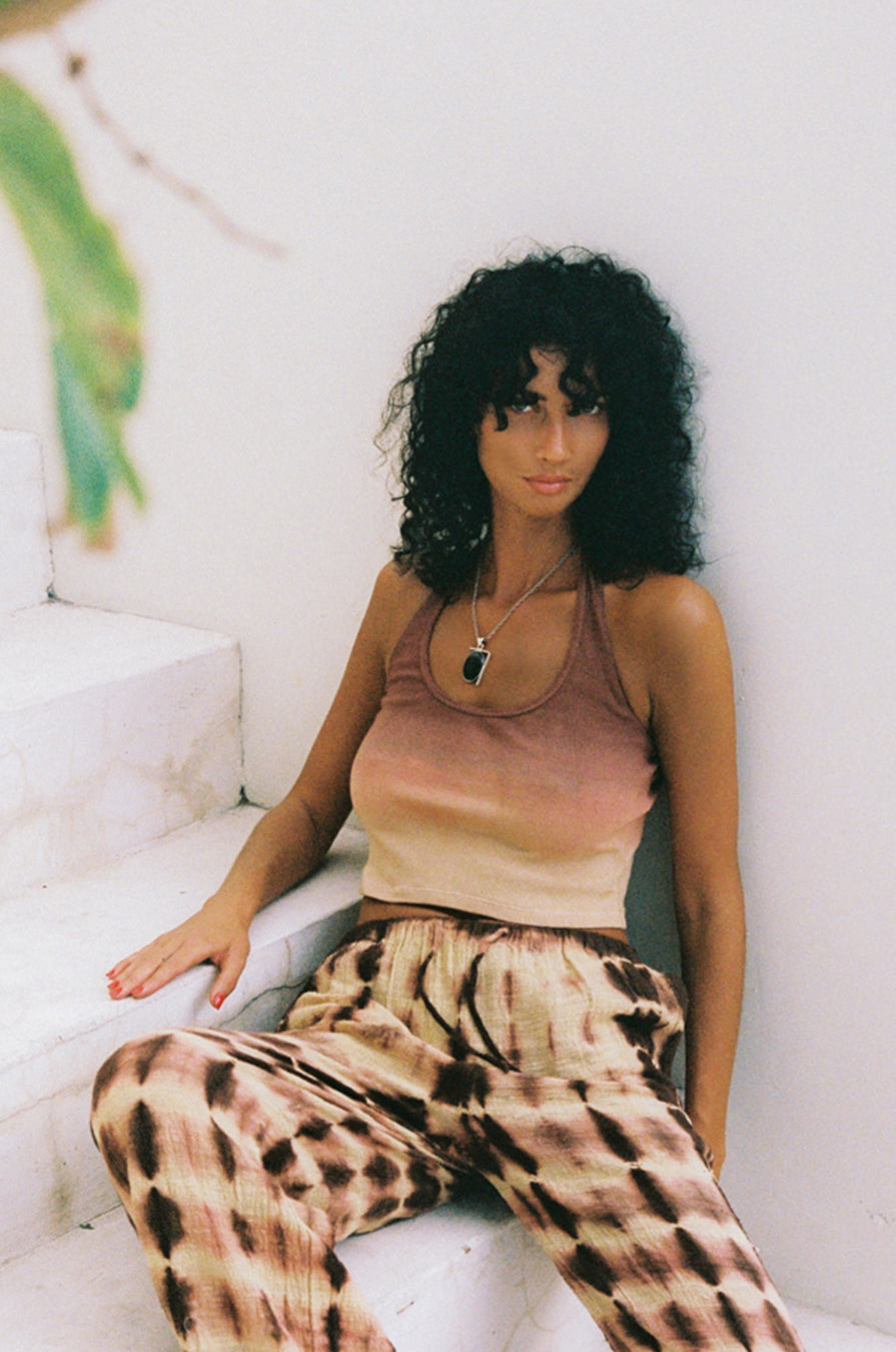 RESONANCE RIBBED HALTER TOP