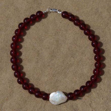 SOLACE CHOKER - Red Glass