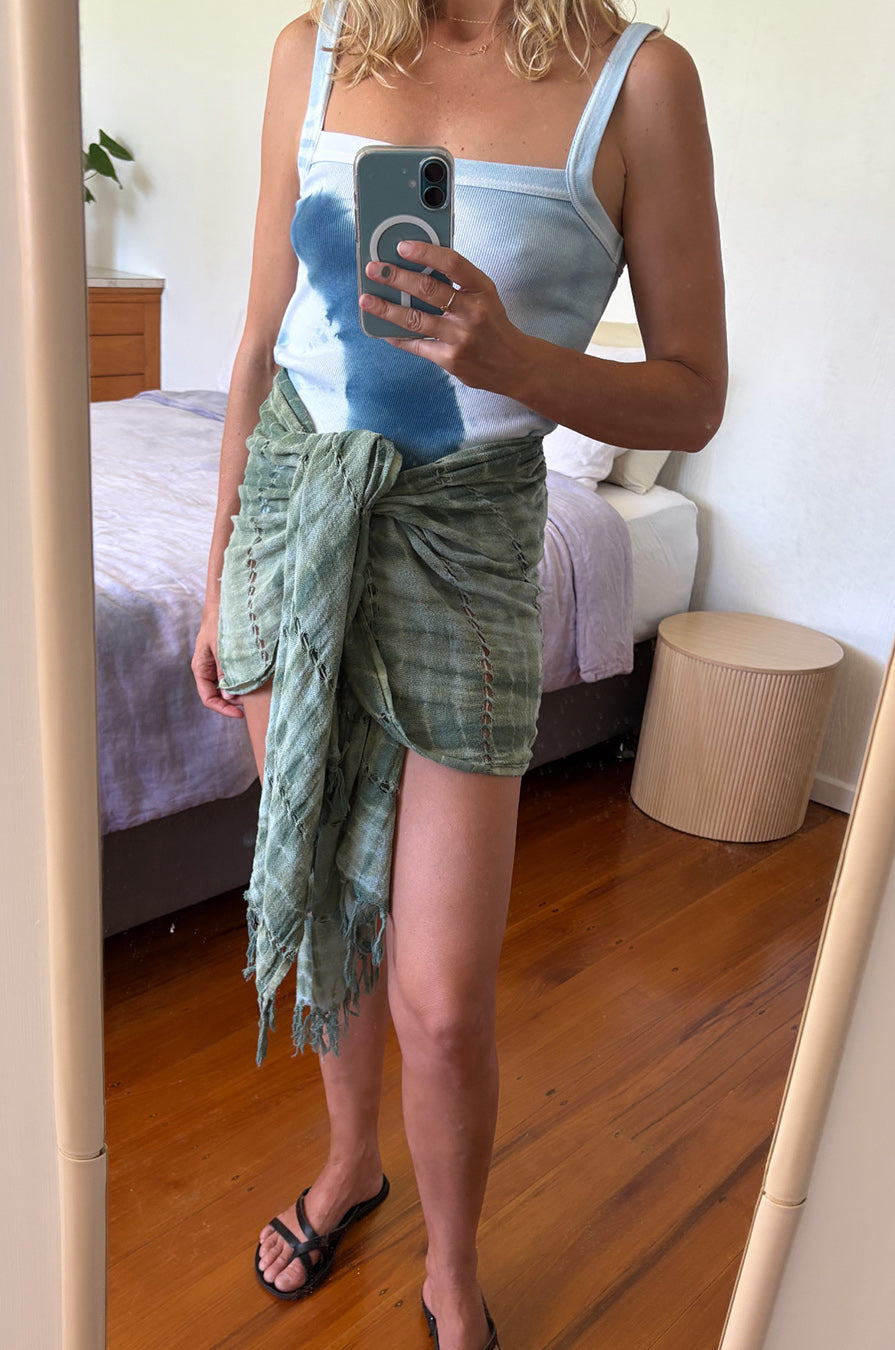 EVOLVE HANDWOVEN SARONG