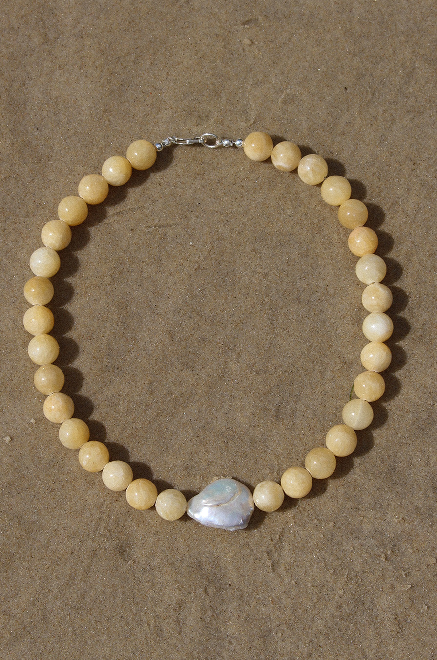 SOLACE CHOKER - Yellow Jade